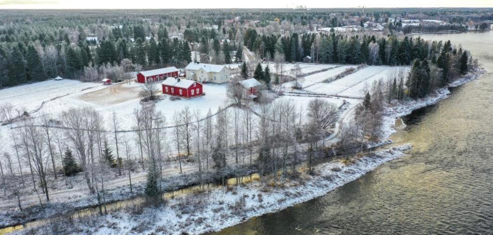 Liepeen Pappila Pudasjarvi Exteriör bild