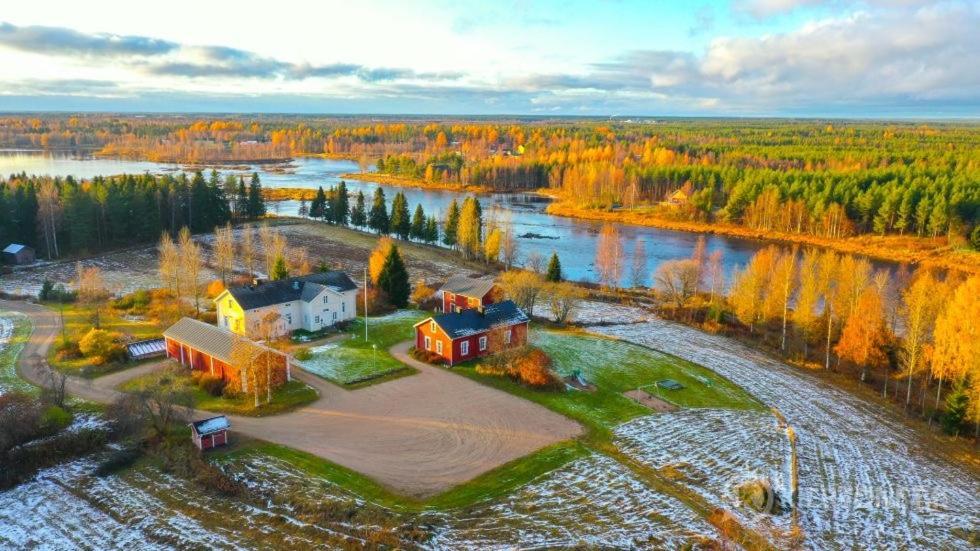 Liepeen Pappila Pudasjarvi Exteriör bild