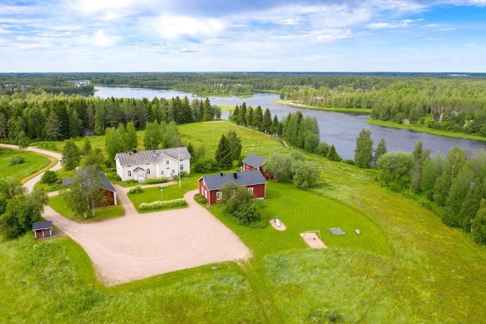 Liepeen Pappila Pudasjarvi Exteriör bild